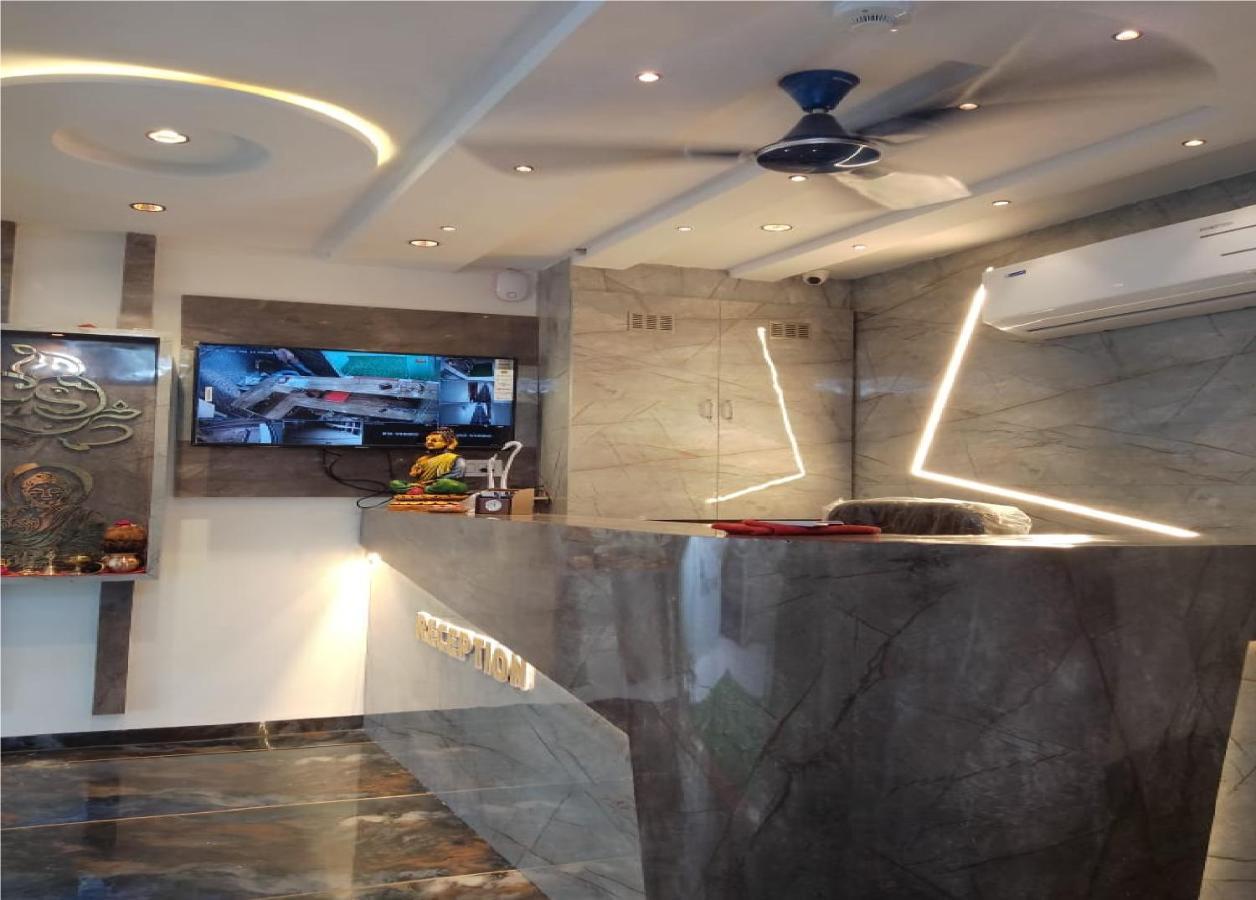 Hotel Lotus Villa Ahmedabad Bagian luar foto